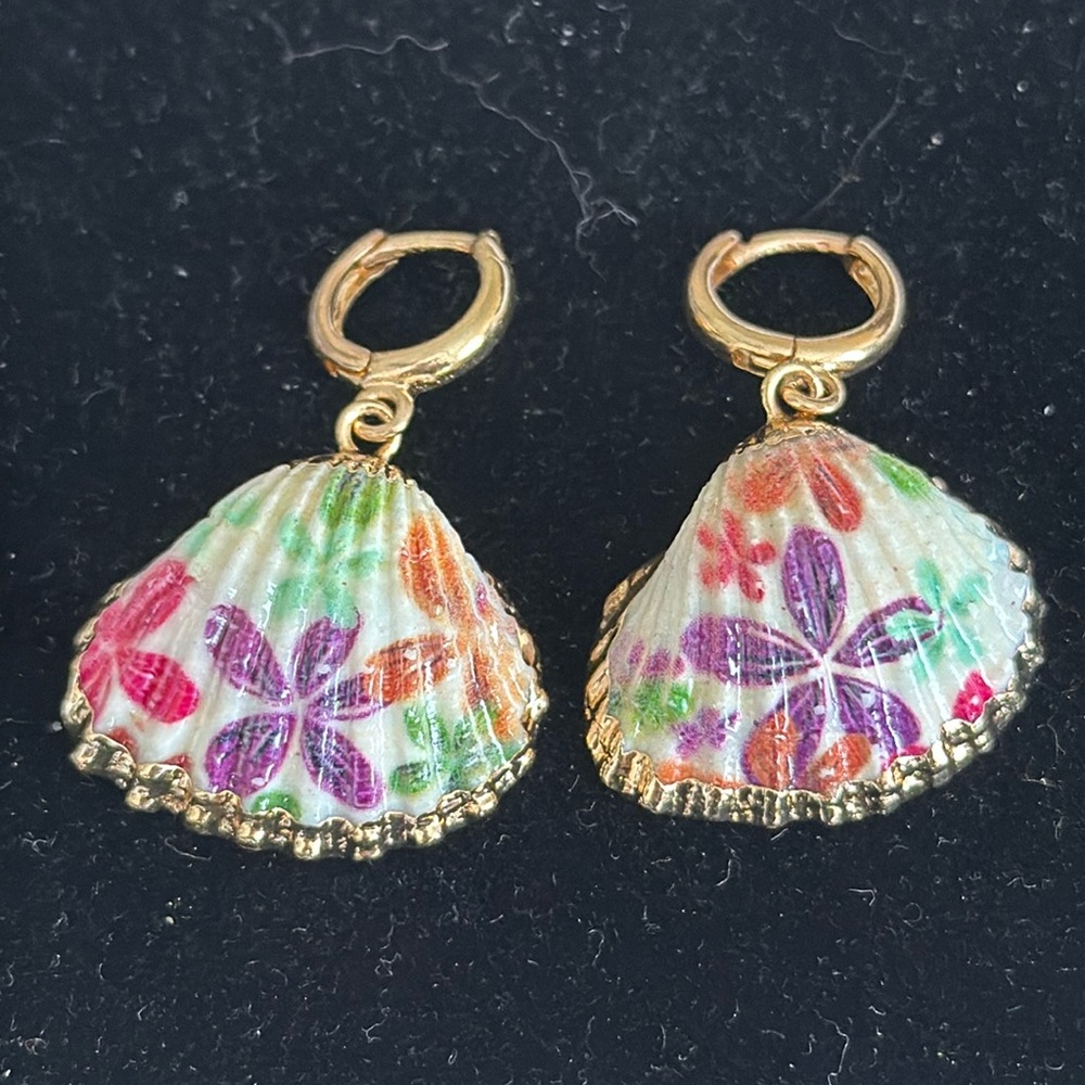 Boutique hand painted real shells attached to gold plated huggies earrings